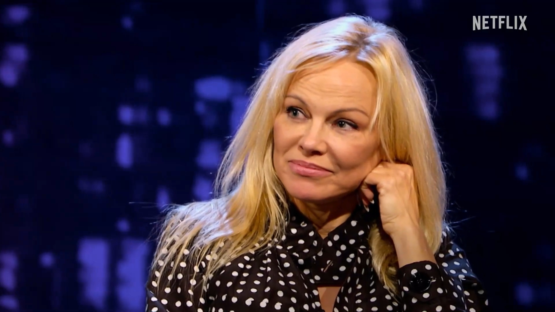 Pamela Anderson s Height Weight Favorites Net Worth And More Mr 